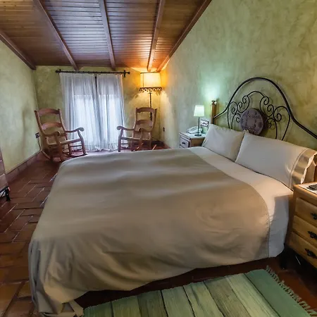 Hotel Rural La Sinforosa 4*